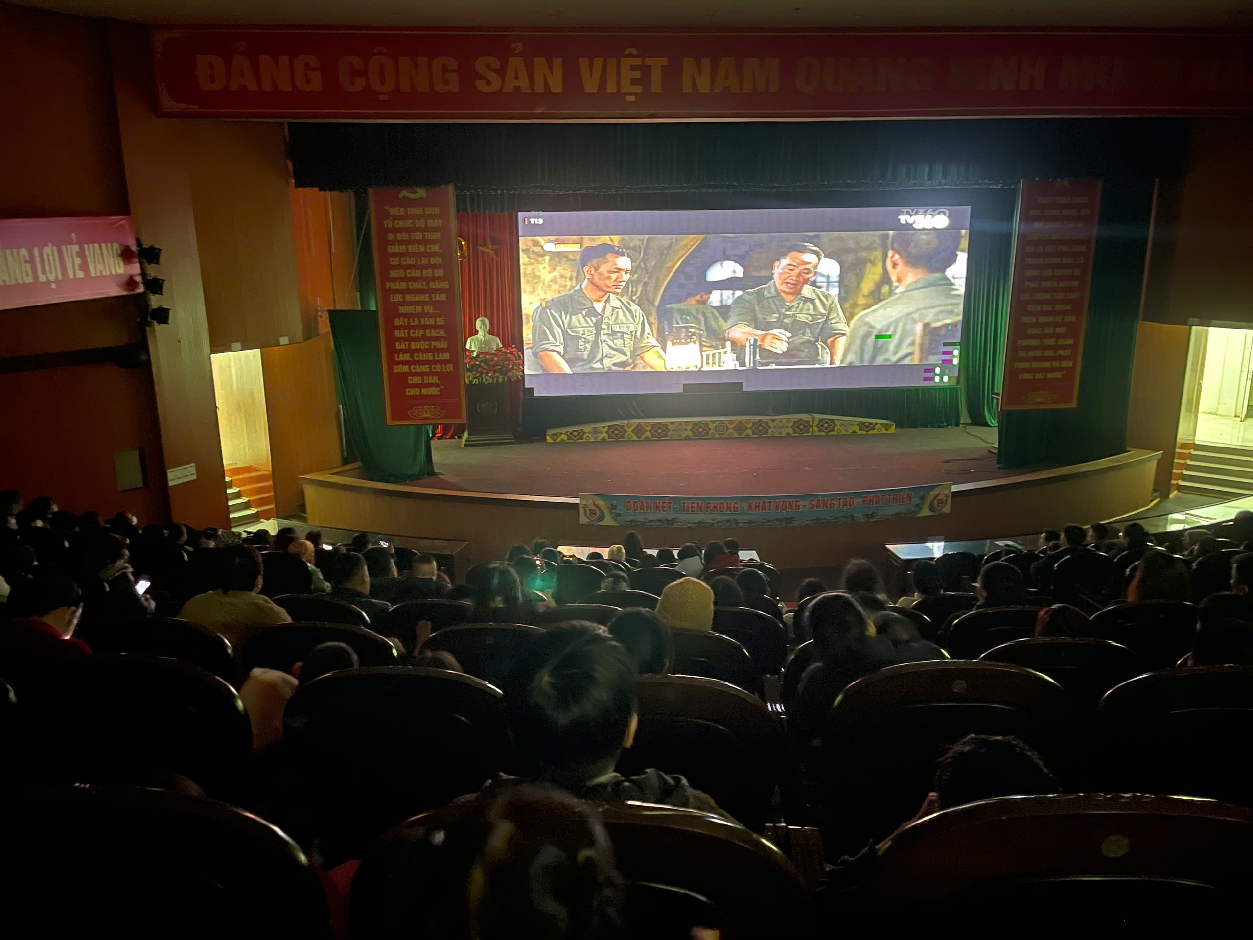 anh tin bai